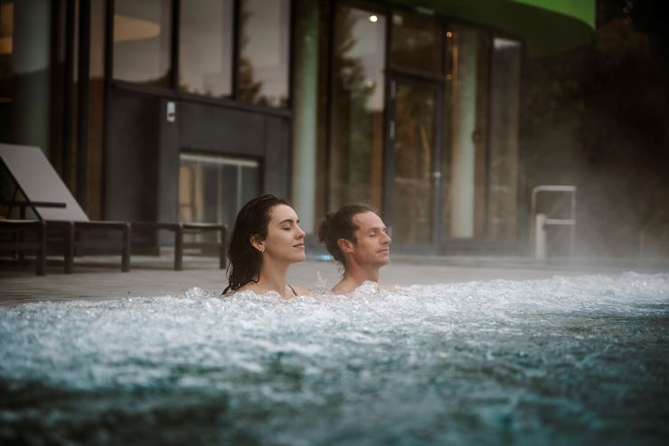 DAS SIEBEN_Außenpool_(c) alexgretter_3853-1