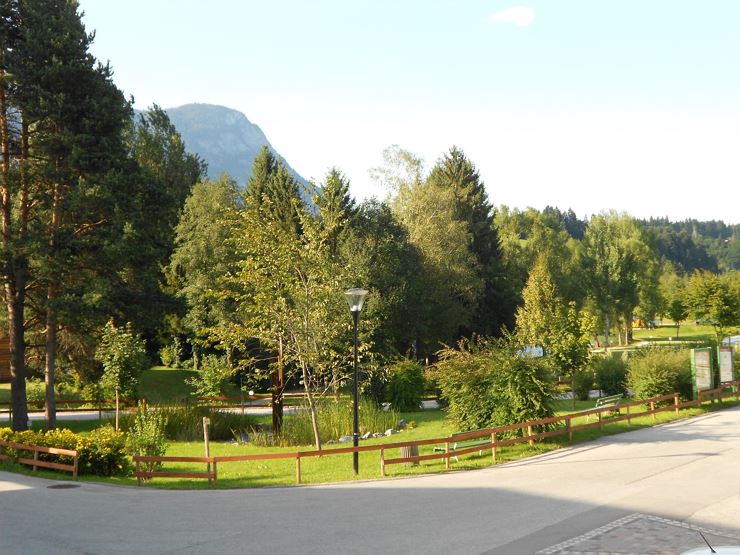 Hotel Schermer Bad Häring Aussicht zum Kurpark