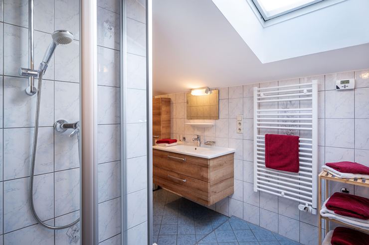 Grafenhof_Muehltal_9_Ebbs_Badezimmer_1