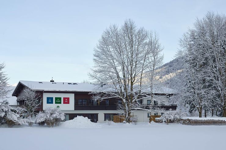Hotel Zur Schanz in Ebbs Winteransicht