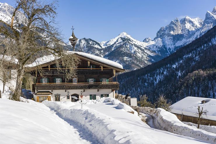 Bergkhof Ebbs Kaisertal Winteransicht