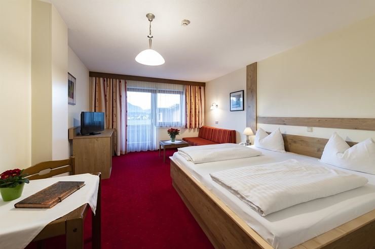 Unsere großzügigen Kaiserzimmer mit 30 m2.