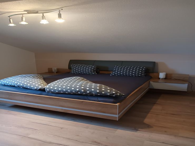 Schlafzimmer B