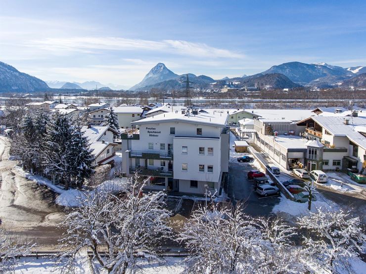 Pension Appartement Hödner Ebbs Winter Luftansicht