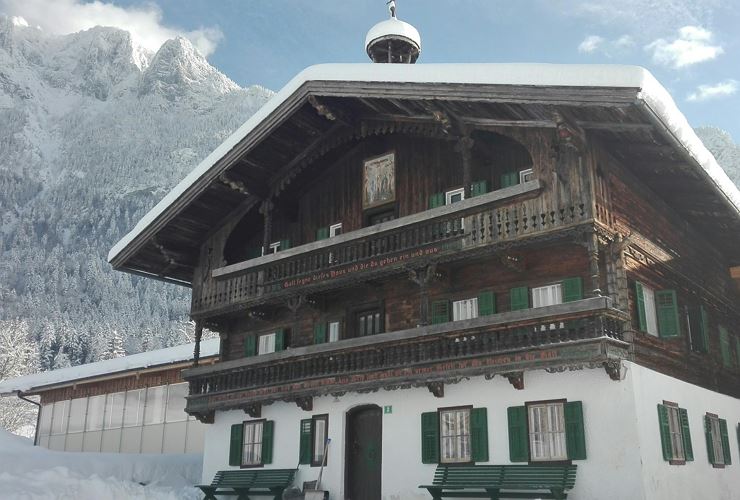 Selbstversorgerhütte Plafing im Winter