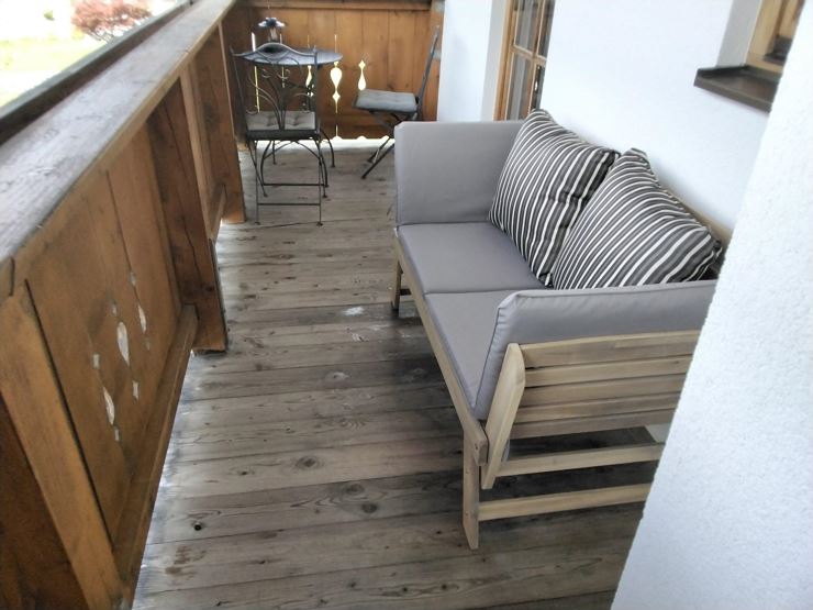 Sitzgruppe am Balkon/Nordseite