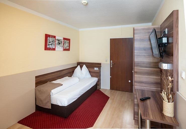 einzelzimmer-1-hotel-kufsteinerhof