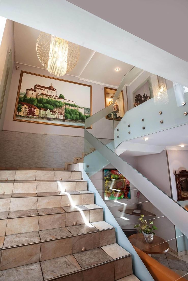 treppenhaus-hotel-kufsteinerhof