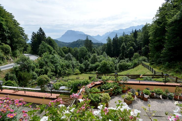 Haus-Marblingerhoehe-Kufstein-Garten