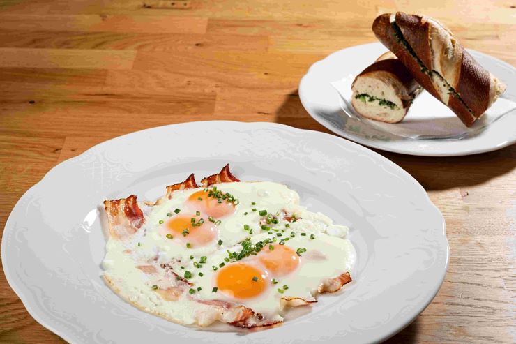 Platzhirsch Kufstein_Eggs und Bacon_Eiergericht_Fr