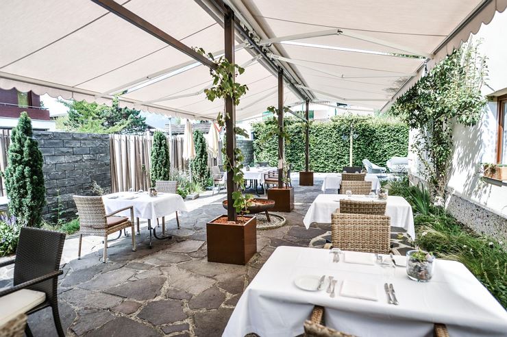 Hotel Alpenrose Kufstein - Terrasse im Sommer