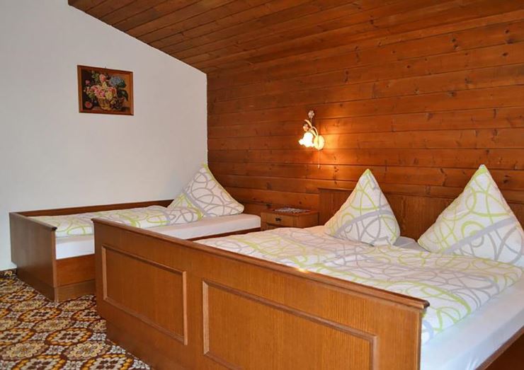 Bauernhof_Berndlerhof_Langkampfen_Dreibettzimmer