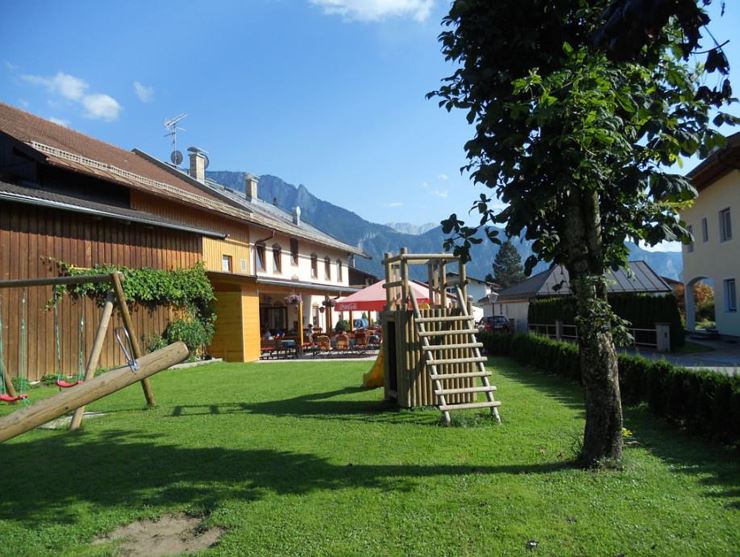 Gasthaus Metzgerwirt Niederndorf Kinderspielplatz