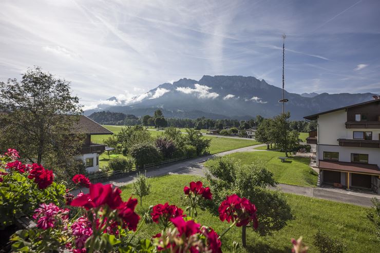 Tirol Appartements Schwaiger Aussicht Sommer