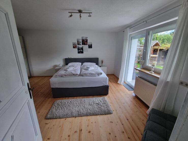 04da34cf-7a03-4f86-8425-f5cb958fdfe1