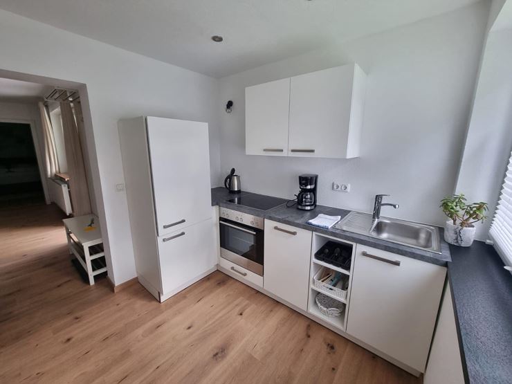 c8b5babf-81ad-4907-888c-0fdd6e0a17b5