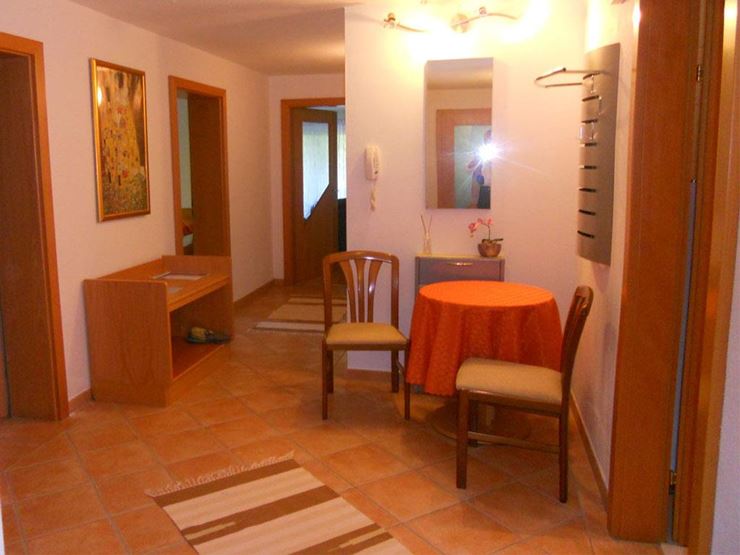 Flur Haus Margit Bado