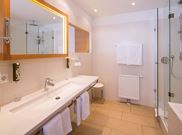Double room with bath tub, WC