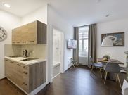 My Fair Lady-Graefin Mariza, Apartement with kitchen