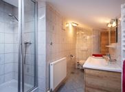 apartment/2 bedrooms/shower, WC