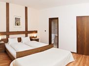 Triple room, shower, toilet