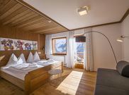 Double room, shower, toilet, balcony