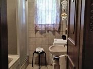 apartment/2 or 3 bedrooms/shower,bath tub,WC