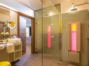 Suite, bath, toilet, balcony