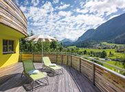 Suite, bath, toilet, terrace