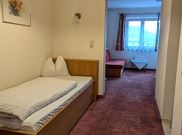 Einzelzimmer, Dusche, WC, Frühstück Mittel