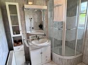 Holiday home, shower and bath, toilet, facing the garden