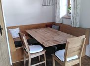 Apartment, shower and bath, toilet, facing the garden