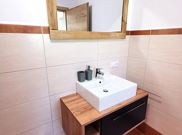 Apartment, shower and bath, toilet, 1 bed room