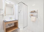 Apartment, separate toilet and shower/bathtub, balcony