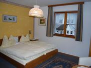 double room with running hot/cold water