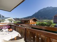 Single room, shower, toilet