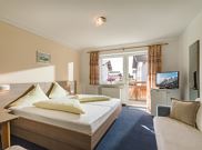 triple room with shower, WC