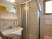 room with 4 beds with shower, WC