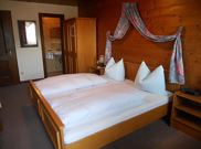 Double room, shower, toilet