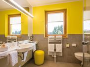 Double room, shower, standard