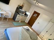 Double room, shower, toilet, facing the garden