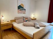 Double room, shower, toilet, facing the mountains