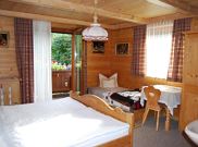 Dreibettzimmer mit fl. Wasser, Balkon