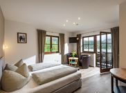 Doppelzimmer mit Dusche, WC, Seeblick