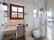 Apartment, shower, toilet, 1 bed room