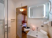 Double room, bath, toilet