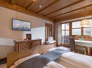 Double room, bath, toilet