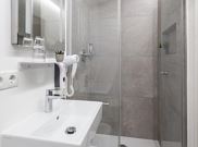 double room with shower, WC