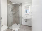 single room with shower, WC