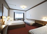 4-bed room, bath, toilet